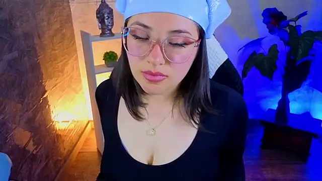 phoenixxxx777 online show from June 25, 2:51 pm