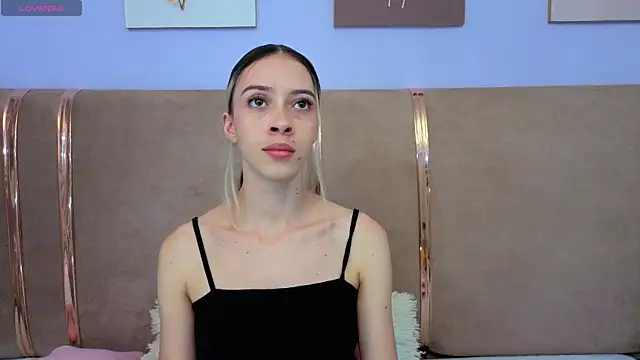 sophiia grey 1 online show from September 22, 8:51 pm