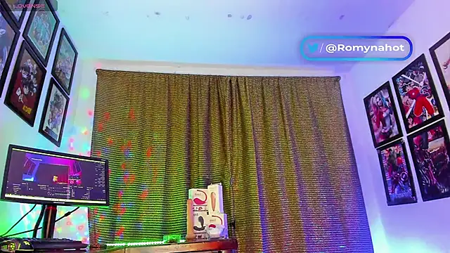 Romynahotx online show from April 20, 9:34 am