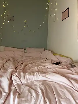 PrincessJinx online show from February 24, 4:38 pm