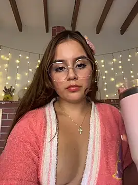 Juanelopez1 online show from May 24, 4:44 am