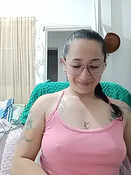 emilypoppy3 online show from June 4, 9:08 pm
