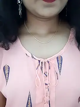 Angleannie online show from October 2, 4:01 pm