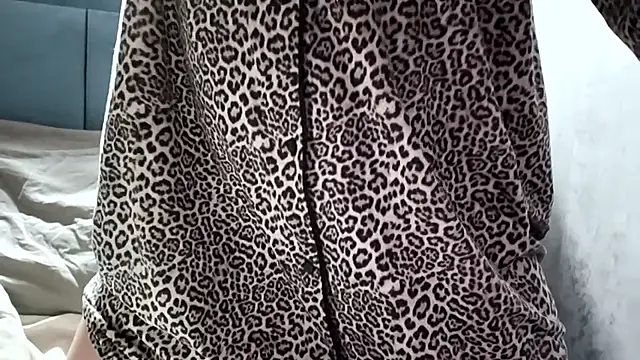 Snapshot of SEXY-ZENA chatting on September 27, 11:23 pm SEXY-ZENA online show from September 27, 11:23 pm