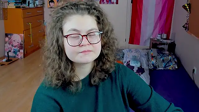 Sashy Way online show from February 12, 8:05 am