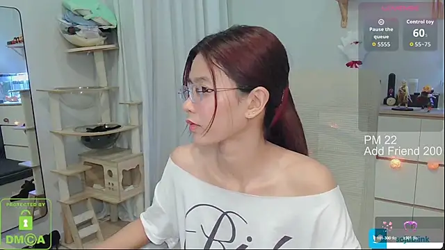 littlemiilk online show from February 23, 8:36 am