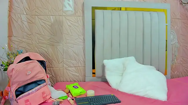 Ammy Connor1 online show from November 13, 8:41 pm