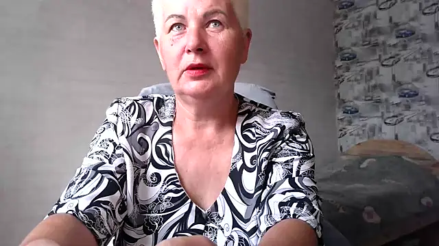 Snapshot of NicoleOlla chatting on September 17, 3:15 am NicoleOlla online show from September 17, 3:15 am