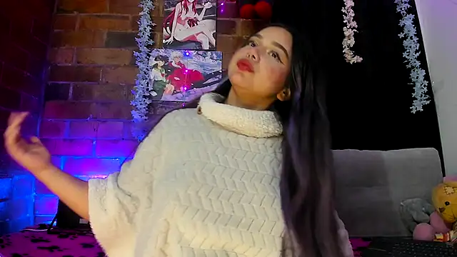 Snapshot of Pucaa_ chatting on October 3, 1:00 am Pucaa online show from October 3, 1:00 am