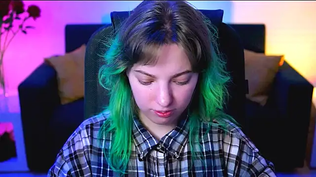 Snapshot of RocKStone_ chatting on October 4, 8:31 am RocKStone  online show from October 4, 8:31 am