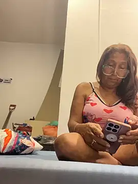 SWEET LOVER01 online show from March 6, 4:40 am