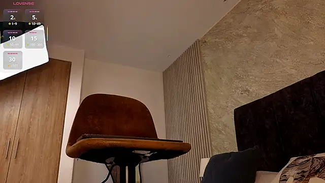 lola  sweetx online show from April 4, 1:43 pm