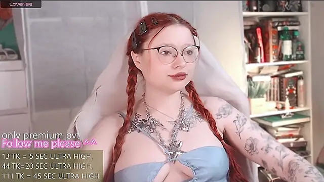me  hanna online show from May 6, 4:38 am