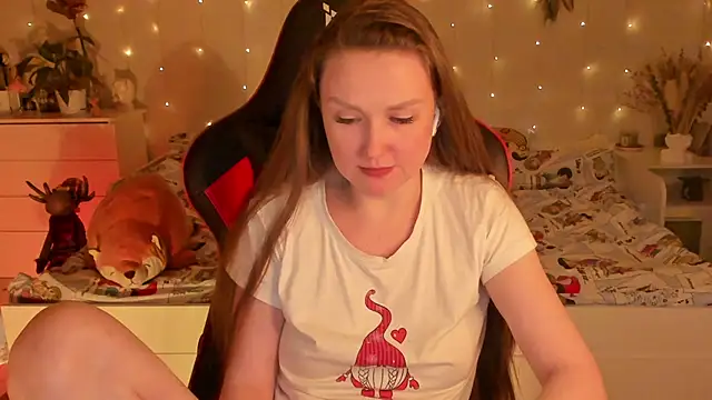 desperatehousewife   online show from January 17, 5:20 pm