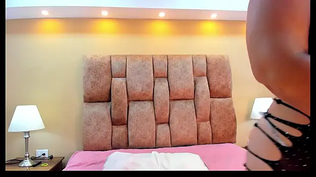 MiiaHot online show from January 13, 8:57 pm