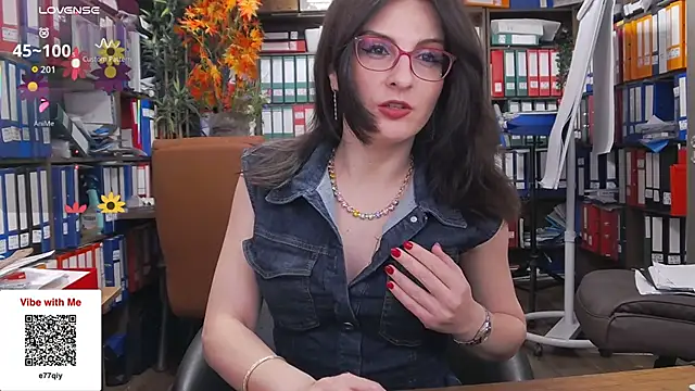 classyladyrellax online show from March 4, 11:39 am