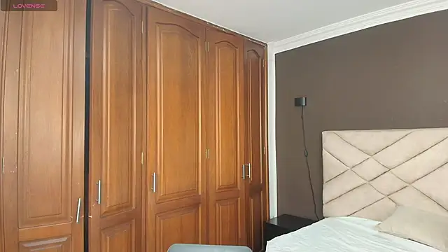 Raquel jones online show from September 13, 11:51 am