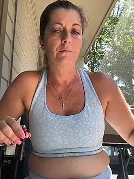 NikkiBlisss online show from July 18, 3:25 pm