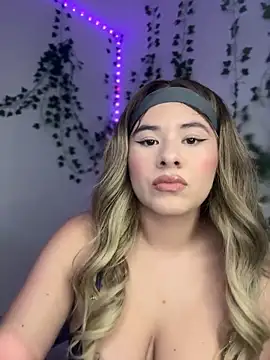 Snapshot of Grecia_21 chatting on September 15, 3:42 pm Grecia 21 online show from September 15, 3:42 pm