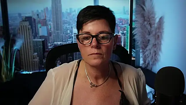 ninarandmann online show from November 11, 6:38 pm