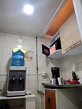 Natasha miilf online show from October 20, 12:41 pm