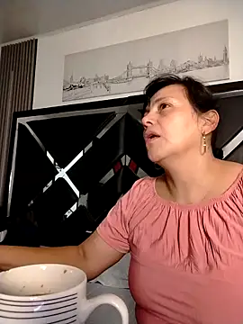 Natasha miilf online show from March 30, 1:22 pm