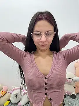 Bonniepark online show from December 14, 10:10 am