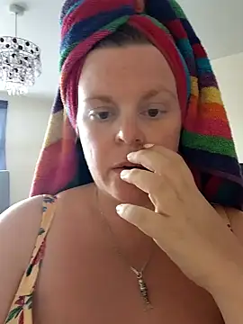 pinkieMilfPUSY online show from July 13, 10:38 am