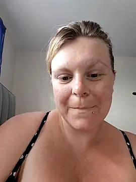 pinkieMilfPUSY online show from August 2, 12:19 pm
