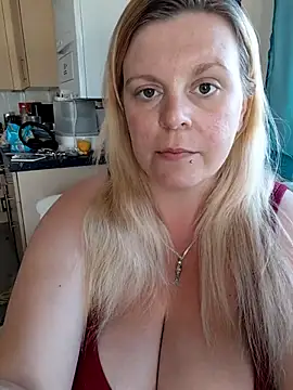 pinkieMilfPUSY online show from July 20, 3:58 pm