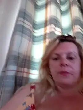 pinkieMilfPUSY online show from July 26, 11:40 am