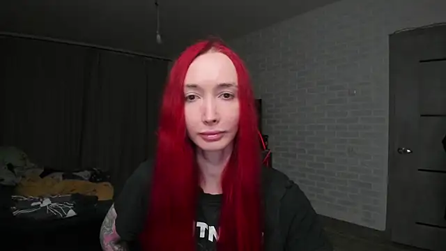 Roxy Silver online show from March 9, 5:05 pm