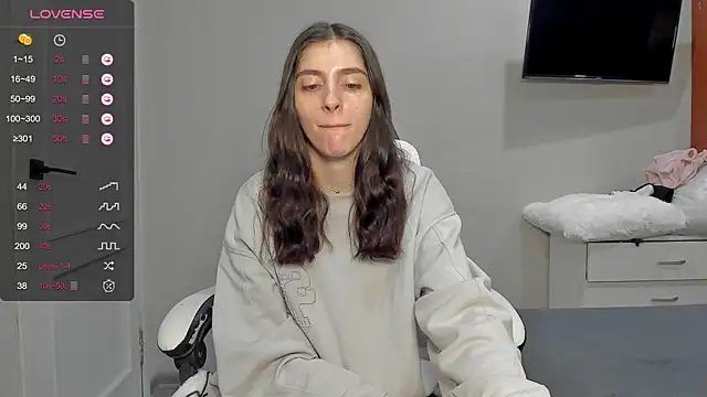 broosnica1 online show from February 17, 8:35 am