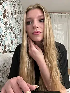 adel secret online show from April 19, 8:00 pm