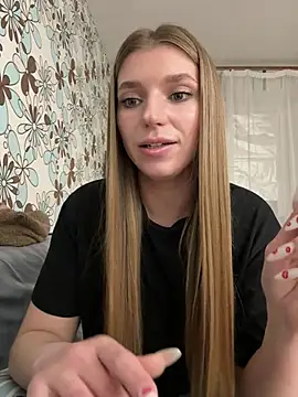 adel secret online show from April 2, 8:06 pm