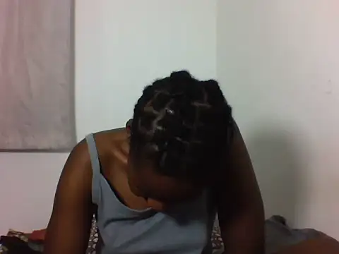 Deliciousbabe online show from April 12, 6:00 pm