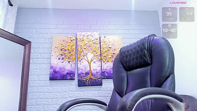  LaraMom  online show from November 15, 9:27 pm