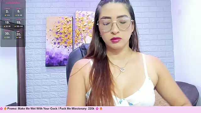  LaraMom  online show from November 26, 9:05 pm