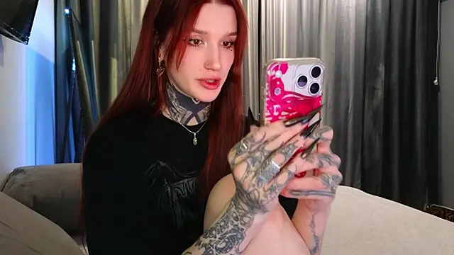 SophieInkk online show from March 10, 6:12 pm