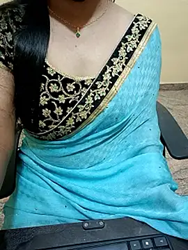 Snapshot of Nithya_05 chatting on September 24, 6:23 am Nithya 05 online show from September 24, 6:23 am