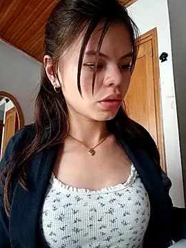 Violeta 12- online show from March 17, 7:29 pm