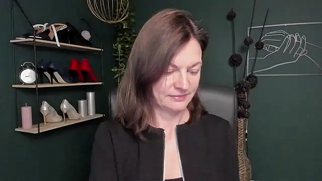 VivianWILD online show from September 30, 6:41 am