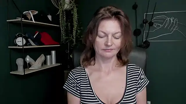 VivianWILD online show from September 11, 8:36 am