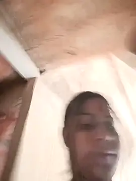 Giselabrunette25 online show from December 20, 9:30 pm