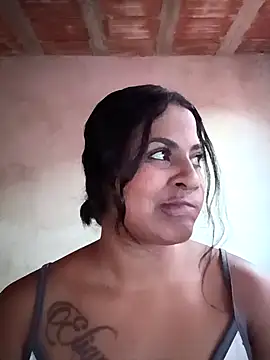 Snapshot of Giselabrunette25 chatting on September 12, 11:07 am Giselabrunette25 online show from September 12, 11:07 am
