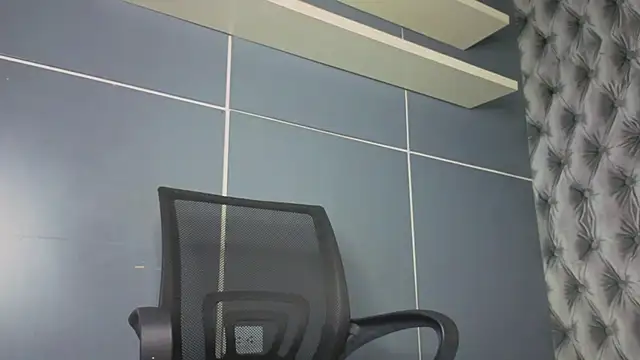 Hilary-banks online show from September 23, 3:15 am