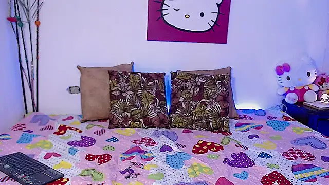 HanaWayne online show from November 5, 2:44 pm