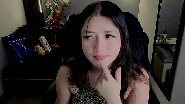 Snapshot of almma_shy chatting on September 29, 2:00 pm almma shy online show from September 29, 2:00 pm