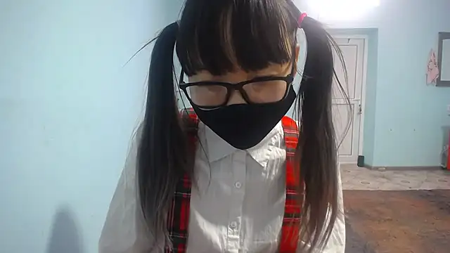 elllaaxx online show from September 25, 5:28 am