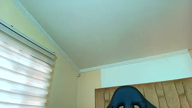 Naughty Kittenm online show from March 2, 11:39 am